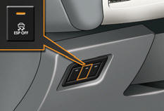 - Appuyez sur le bouton «ESP OFF» , situé à proximité du volant.